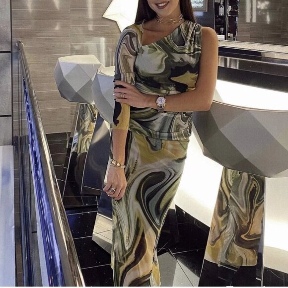 Zara | Printed Tulle Midi Skirt in Tie-Dye Green (Style 5039/808/131) - Picture 4 of 9